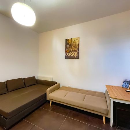 Apartmán Cool Flat In The Heart Of Bucharest'S Fun And History Exteriér fotografie