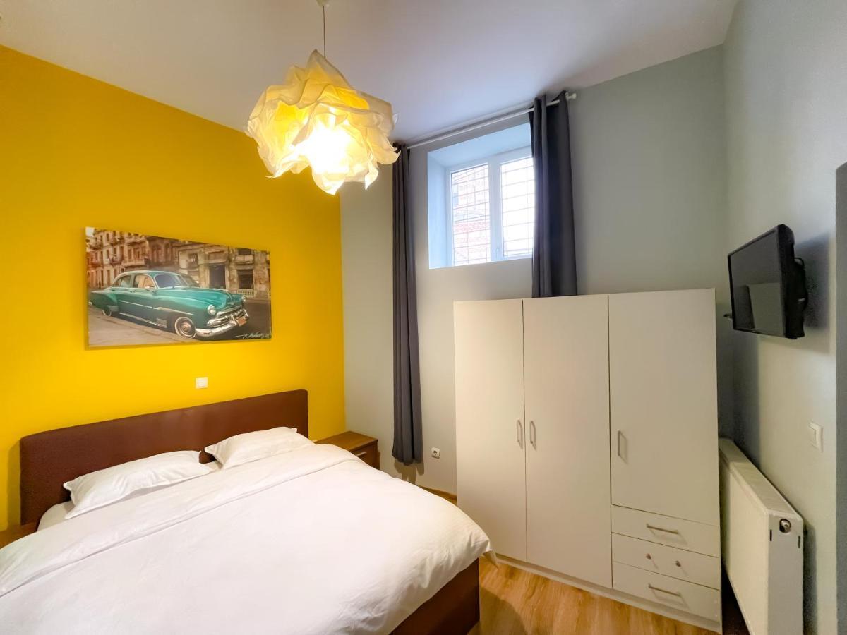 Apartmán Cool Flat In The Heart Of Bucharest'S Fun And History Exteriér fotografie