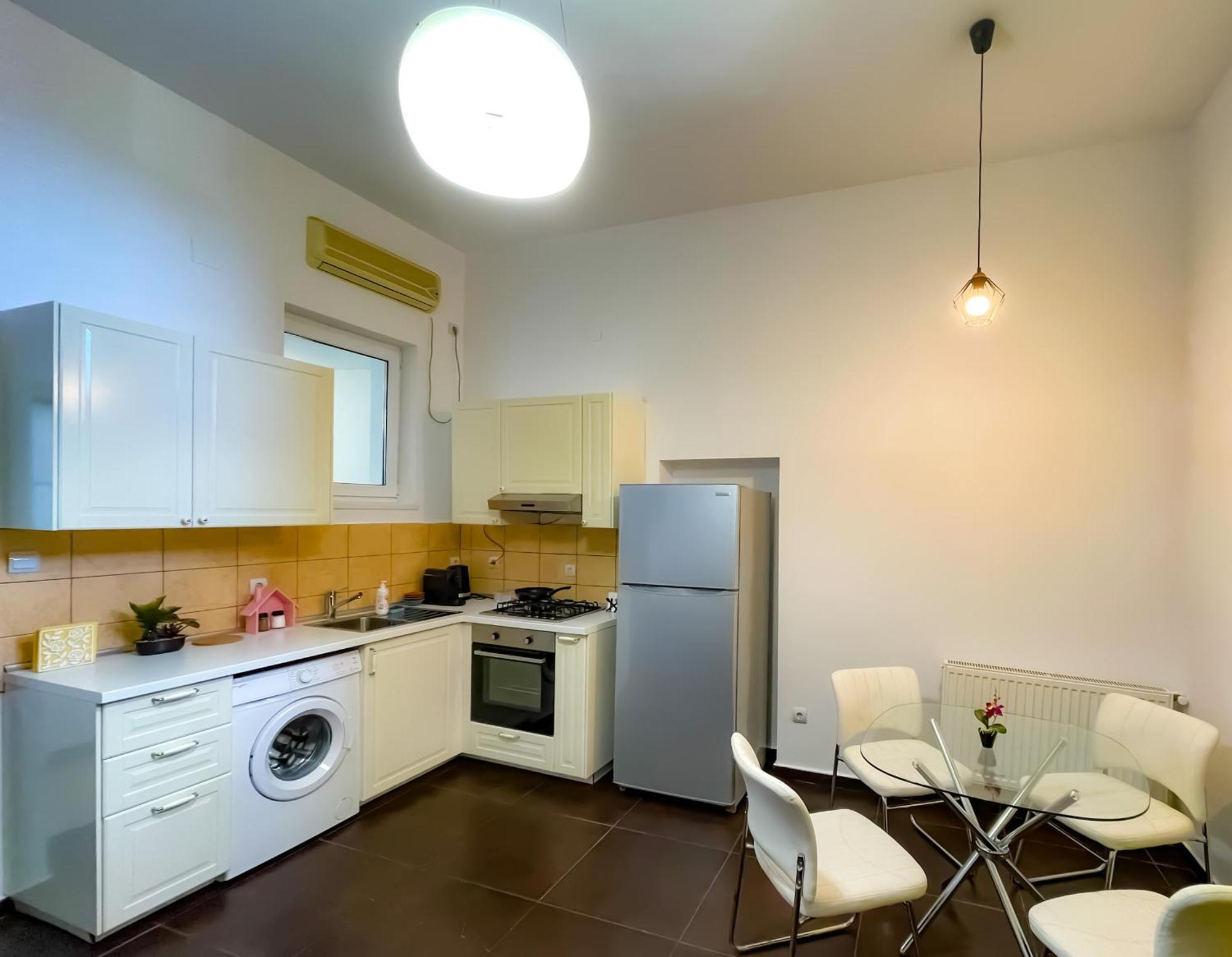 Apartmán Cool Flat In The Heart Of Bucharest'S Fun And History Exteriér fotografie